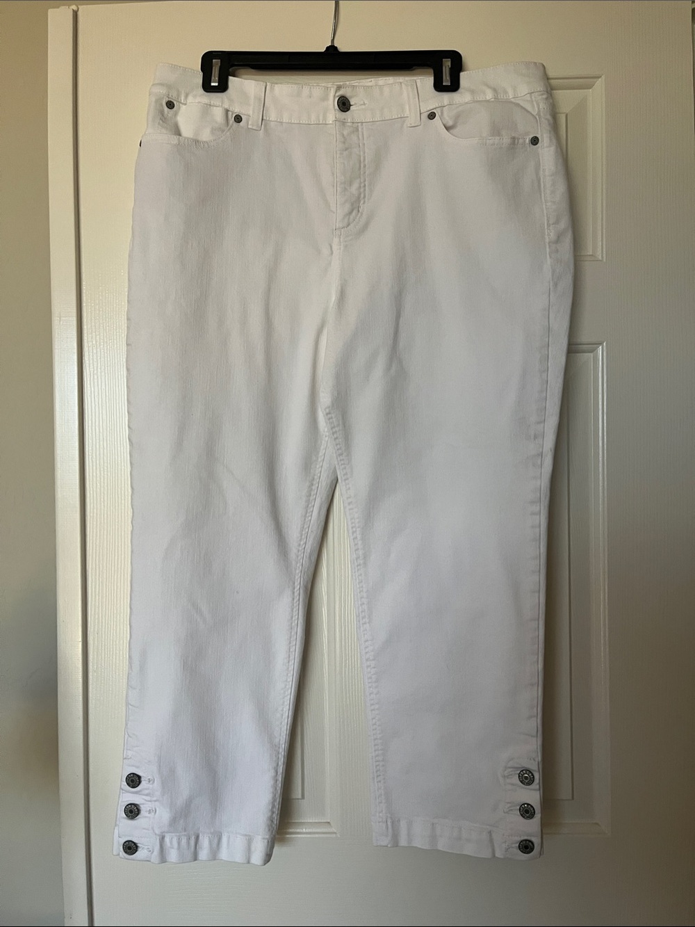 Talbots White Cropped Button-Hem Pants